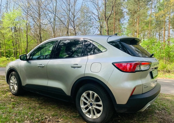 Ford Escape cena 71900 przebieg: 96140, rok produkcji 2020 z Susz małe 154